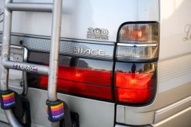 1999 TOYOTA HIACE VAN 1KZ-TE LIVING SALOON EX