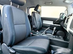 2007 TOYOTA FJ CRUISER SUV V6, 4.0 LITER SPORT UTILITY 2D