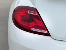 2018 VOLKSWAGEN BEETLE HATCHBACK 4-CYL, TURBO, 2.0 LITER 2.0T COAST HATCHBACK 2D