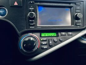 2012 TOYOTA PRIUS C HATCHBACK 4-CYL, HYBRID, 1.5 LITER ONE HATCHBACK 4D