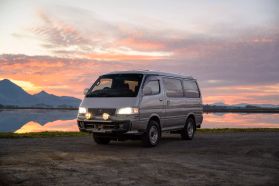 1999 TOYOTA HIACE VAN 1KZ-TE LIVING SALOON EX