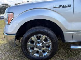 2012 FORD F150 SUPERCREW CAB PICKUP V6, FLEX FUEL, 3.7 LITER XLT PICKUP 4D 5 1/2 FT