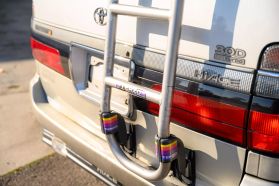 1999 TOYOTA HIACE VAN 1KZ-TE LIVING SALOON EX