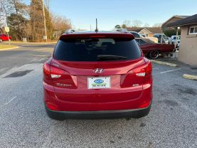 2015 HYUNDAI TUCSON SUV 4-CYL, PZEV, 2.4 LITER SE SPORT UTILITY 4D