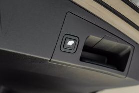 2017 CADILLAC XT5 SUV V6, 3.6 LITER PREMIUM LUXURY SPORT UTILITY 4D