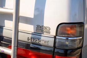 1999 TOYOTA HIACE VAN 1KZ-TE LIVING SALOON EX