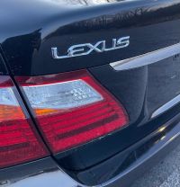 2010 LEXUS LS SEDAN V8, 4.6 LITER LS 460 SEDAN 4D