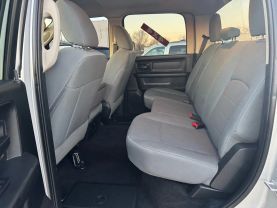 2017 RAM 1500 CREW CAB PICKUP V8, HEMI, 5.7 LITER EXPRESS PICKUP 4D 5 1/2 FT