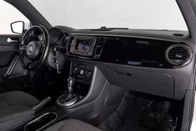 2019 VOLKSWAGEN BEETLE HATCHBACK 4-CYL, TURBO, 2.0 LITER 2.0T FINAL EDITION SE HATCHBACK 2D