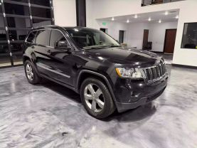 2011 JEEP GRAND CHEROKEE SUV V8, 5.7 LITER LAREDO SPORT UTILITY 4D