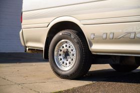 1999 TOYOTA HIACE VAN 1KZ-TE LIVING SALOON EX