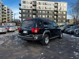 2004 Toyota Sequoia - Image 6