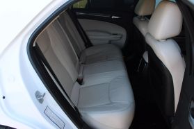 2017 Chrysler 300 - Image 22