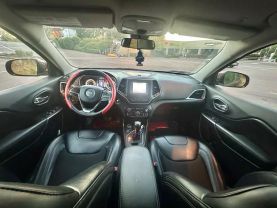 2019 JEEP CHEROKEE SUV V6, 3.2 LITER LATITUDE PLUS SPORT UTILITY 4D