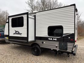 2024 JAYCO JAY FLIGHT RV - SLX at T&T Repairables - used car dealership in Spencer, Indiana.