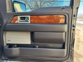 2010 FORD F150 SUPERCREW CAB PICKUP V8, FLEX FUEL, 5.4 LITER LARIAT PICKUP 4D 5 1/2 FT