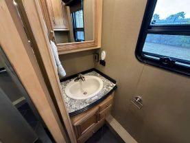 Used 2015 NEWMAR CANYON STAR - - 3914 - LA Auto Star located in Virginia Beach, VA