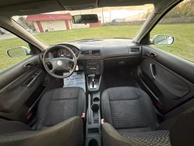 2003 VOLKSWAGEN JETTA SEDAN 4-CYL, 2.0 LITER GL SEDAN 4D