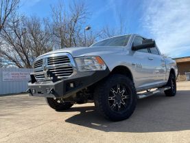 2016 RAM 1500 CREW CAB PICKUP V8, HEMI, 5.7 LITER SLT PICKUP 4D 5 1/2 FT