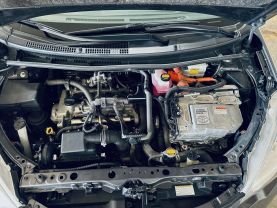 2012 TOYOTA PRIUS C HATCHBACK 4-CYL, HYBRID, 1.5 LITER FOUR HATCHBACK 4D