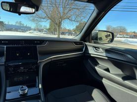 2024 JEEP GRAND CHEROKEE SUV V6, VVT, 3.6 LITER LAREDO X SPORT UTILITY 4D