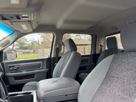 2019 RAM 1500 CLASSIC CREW CAB PICKUP V8, HEMI, 5.7 LITER LONE STAR PICKUP 4D 5 1/2 FT