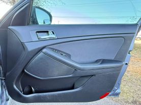 2012 Kia Optima Hybrid Sedan 4d - Image 29