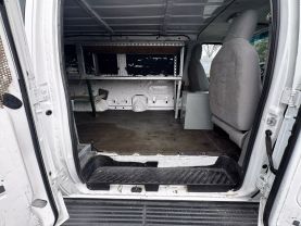2010 FORD E350 SUPER DUTY PASSENGER