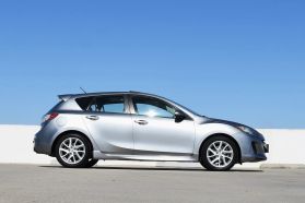 2012 MAZDA MAZDA3 HATCHBACK 4-CYL, 2.5 LITER S TOURING HATCHBACK 4D