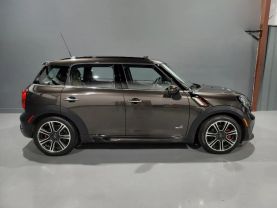2016 Mini Countryman - - Image 2