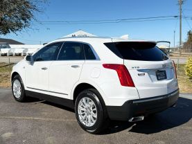 2018 Cadillac Xt5 Sport Utility 4d - Image 4
