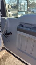 2013 Ford F350 Super Duty Regular Cab 4x4 Xl Cab & Chassis 2d - Image 15
