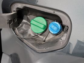 2017 Chevrolet Colorado Crew Cab - - Image 37