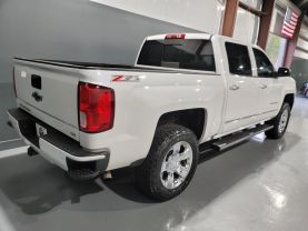 2016 Chevrolet Silverado 1500 Crew Cab - - Image 3