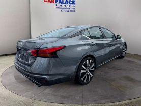 2021 Nissan Altima 2.5 Sr Sedan 4d - Image 6
