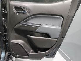 2017 Chevrolet Colorado Crew Cab - - Image 34