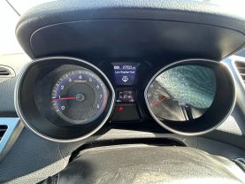 2013 Hyundai Elantra - Image 26
