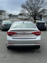 2015 Hyundai Sonata - Image 4