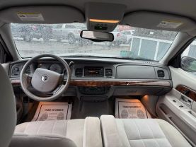 2005 Mercury Grand Marquis - Image 11