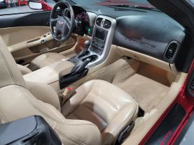 2005 Chevrolet Corvette - - Image 16