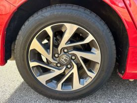 2018 Honda Civic - Image 16