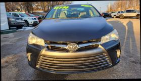 2016 Toyota Camry Le Sedan 4d - Image 8