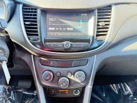 2017 Chevrolet Trax Ls Sport Utility 4d - Image 16