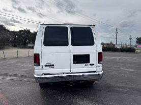 2010 FORD E350 SUPER DUTY PASSENGER