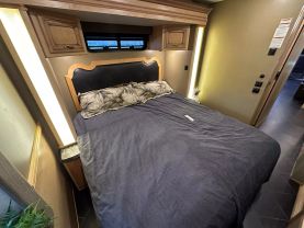 Used 2015 NEWMAR CANYON STAR - - 3914 - LA Auto Star located in Virginia Beach, VA