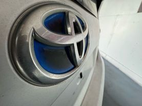 2010 TOYOTA PRIUS HATCHBACK 4-CYL, HYBRID, 1.8 LITER II HATCHBACK 4D