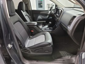 2017 Chevrolet Colorado Crew Cab - - Image 19