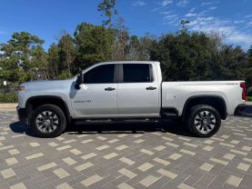 2021 CHEVROLET SILVERADO 2500 HD CREW CAB PICKUP V8, 6.6 LITER CUSTOM PICKUP 4D 6 1/2 FT