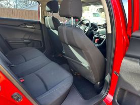 2018 Honda Civic - Image 12