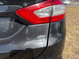 2014 FORD FUSION SEDAN 4-CYL, HYBRID, 2.0 LITER SE HYBRID SEDAN 4D